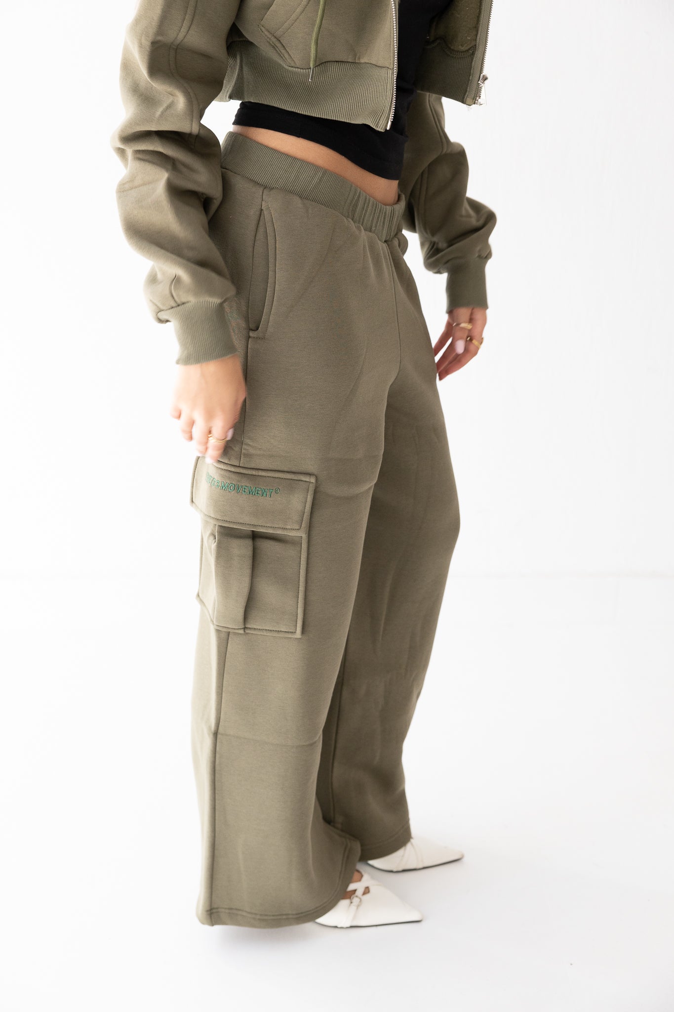 POCKET PLAYER PANTS